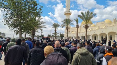 النقب : تشييع جنازة الشهيد سند الهربد في رهط